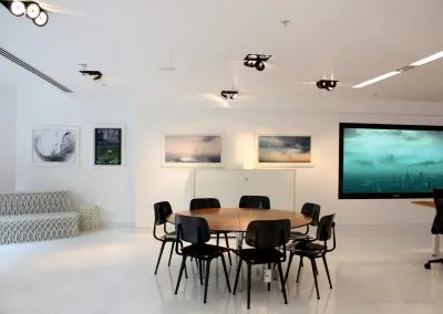 Hong_Dam-Ahrend-Exhibition